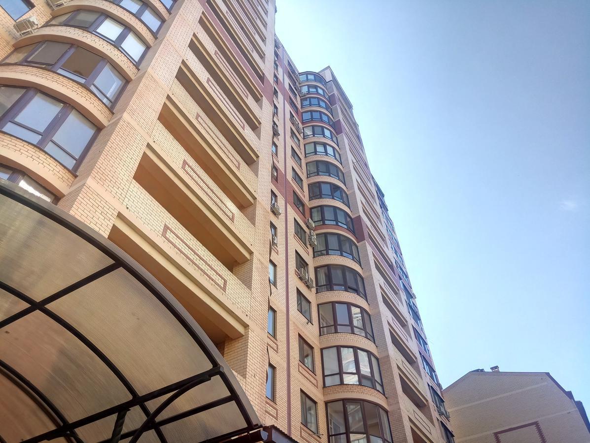 Sky Apartment Одесса Экстерьер фото