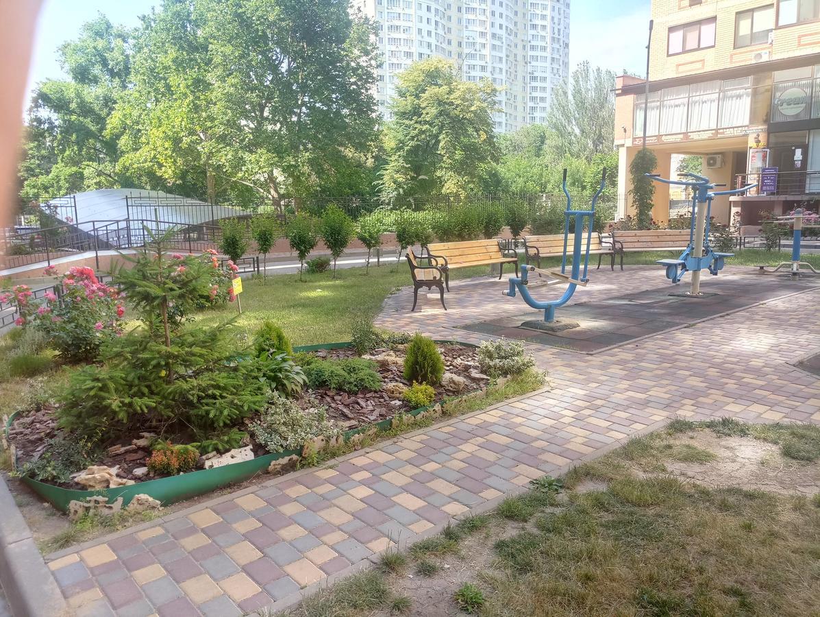 Sky Apartment Одесса Экстерьер фото